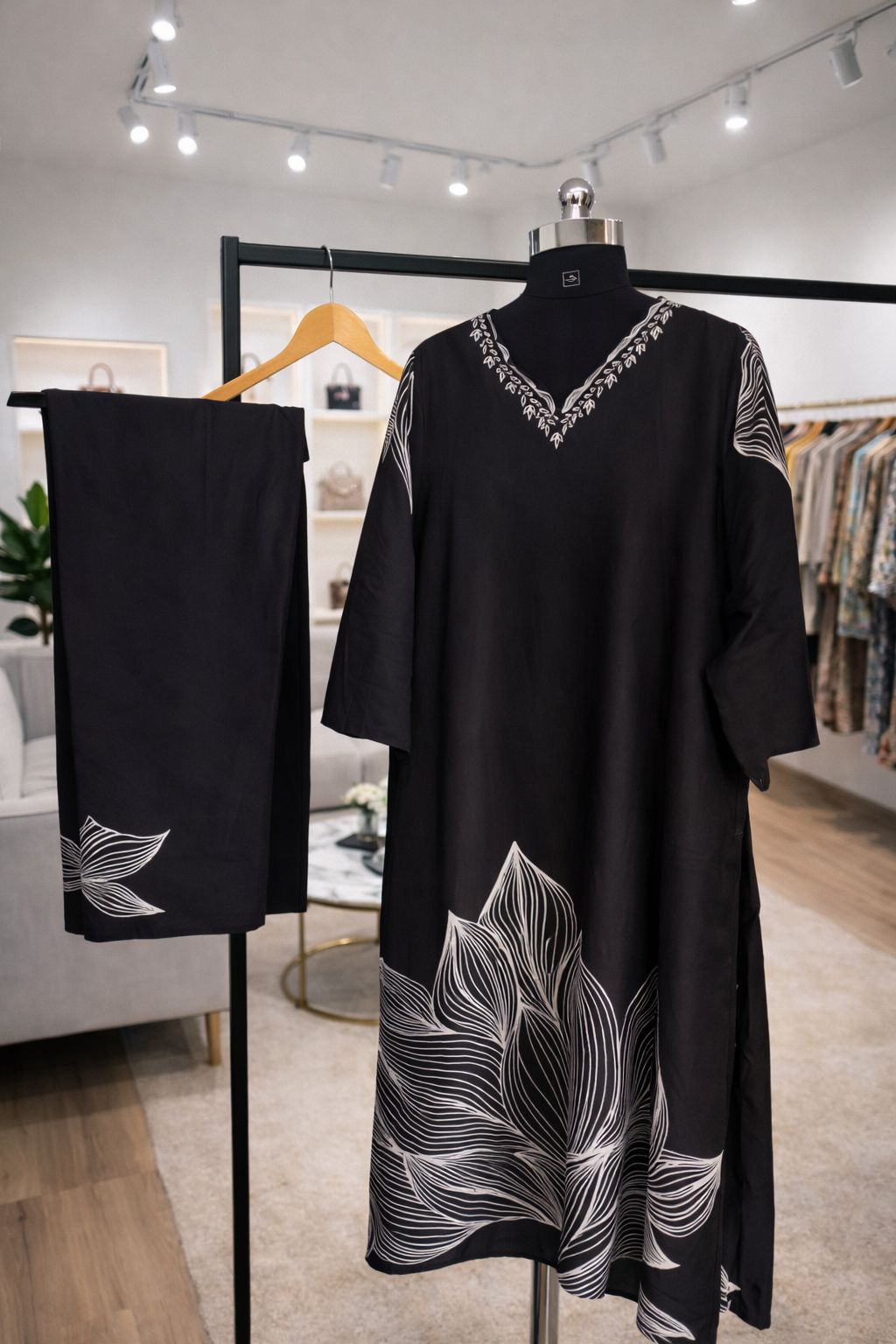 D'MAYE Black Printed Kurta Pant Set for Women