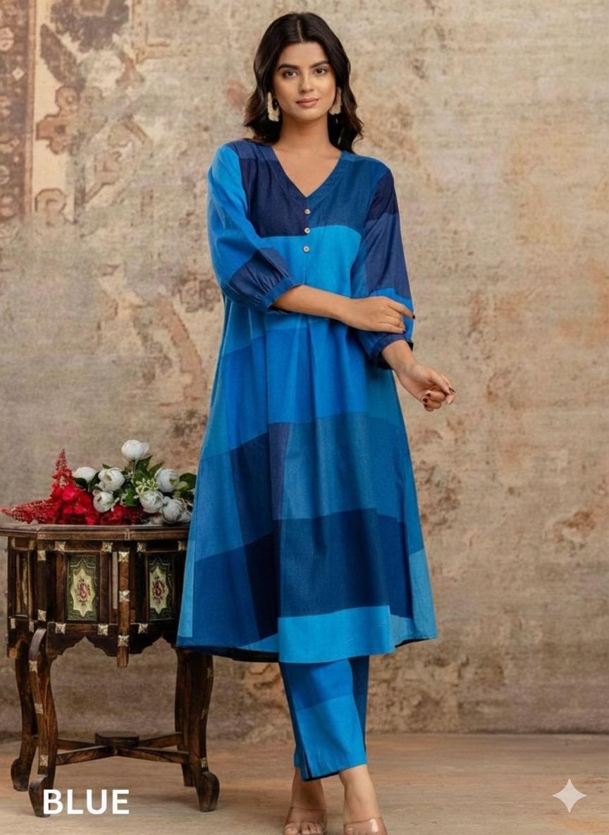 D'MAYE  Blue Checkered Kurta Set with Straight Pants
